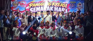 Panggung kreasi semarak hari sumpah pemuda RW 01 Pondok Cina